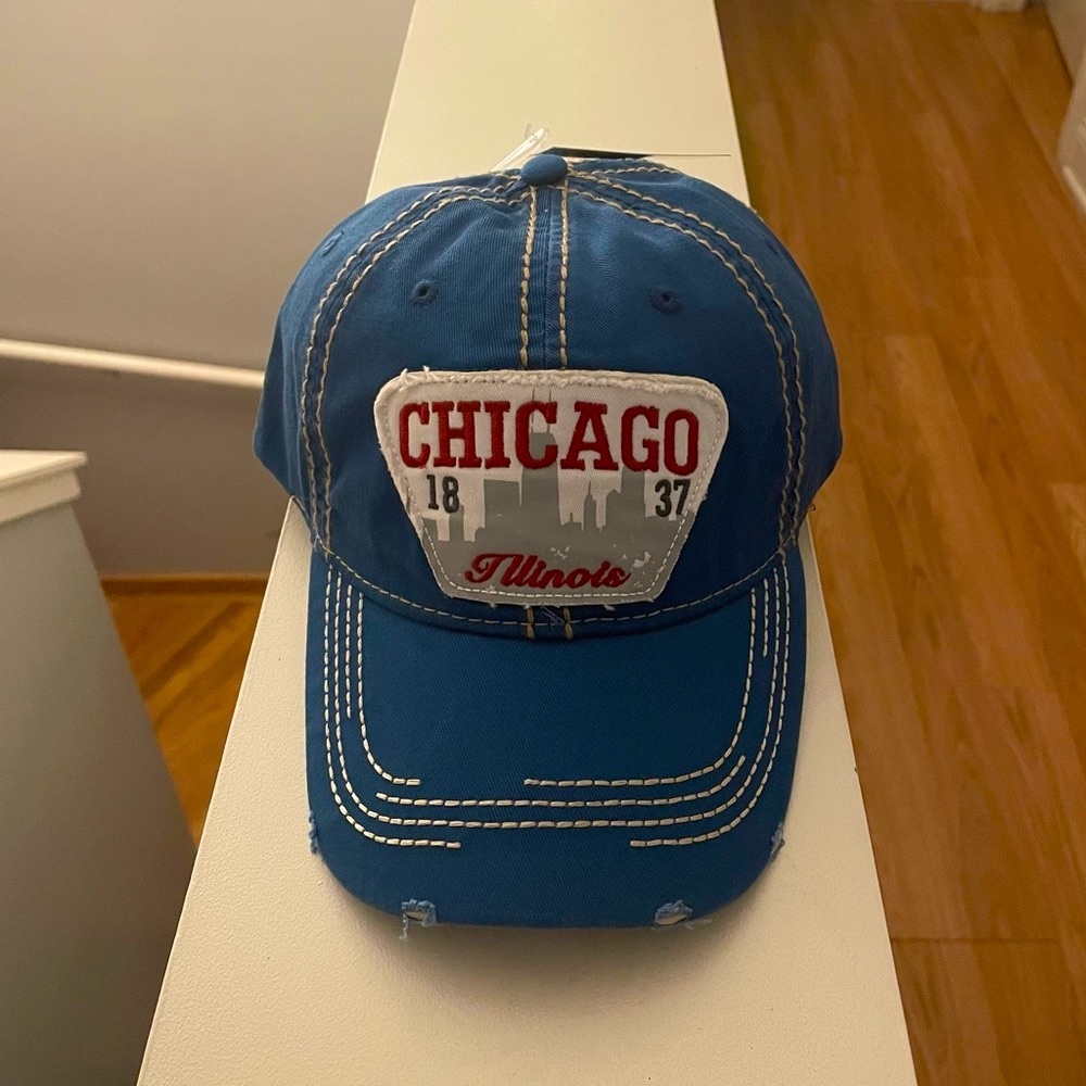 Brand new “City hats “cap,unisex,one size.🧢Color-blue.